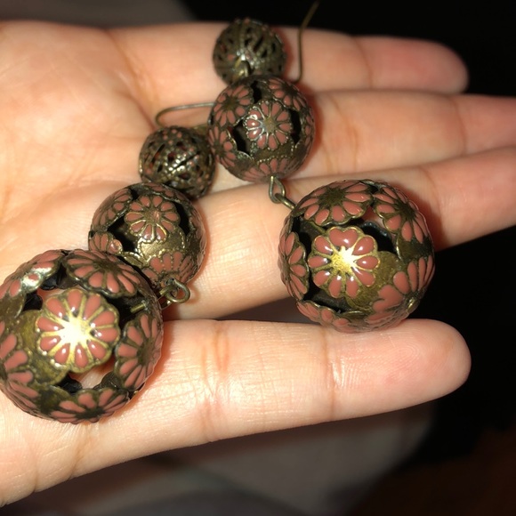 ❣️Intricate&Unique dangle earrings! Lightweight - Picture 7 of 8